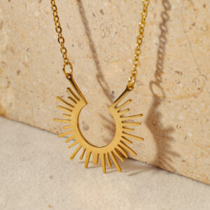 Avenia Necklace
