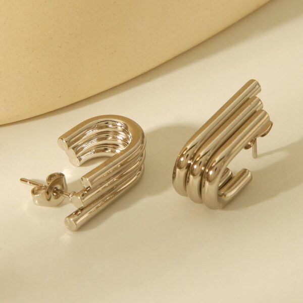 Eva earring silver