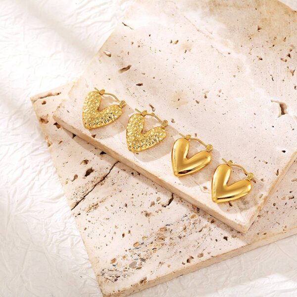Heart earring - Image 4
