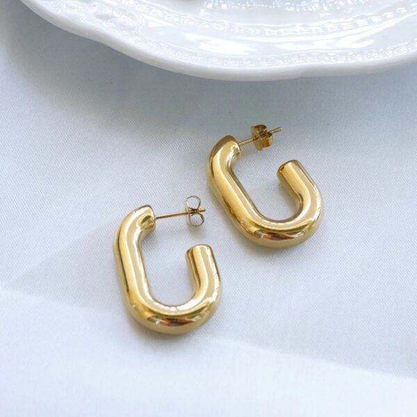 Nancy Earring