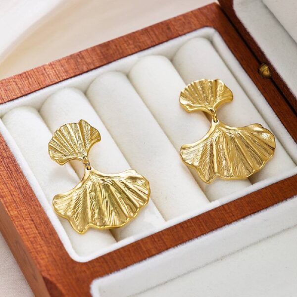Iris Earring