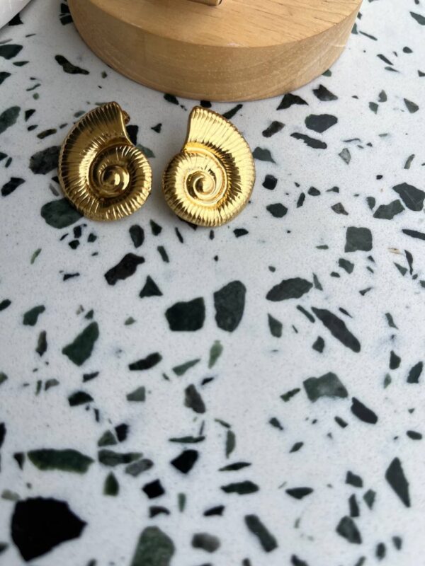 Quinn earring