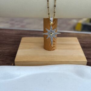 Clara necklace