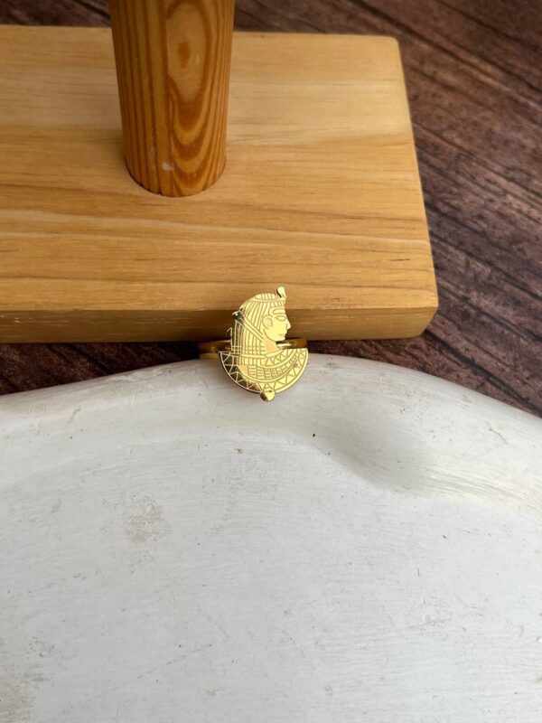 Ring 19 - Image 2