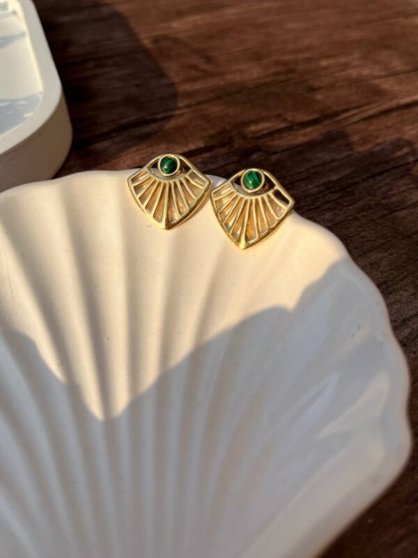 earring 24