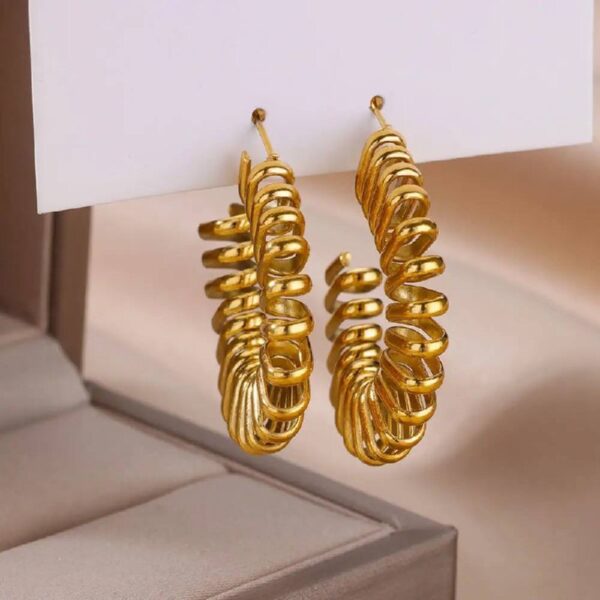 earring 26 - Image 4