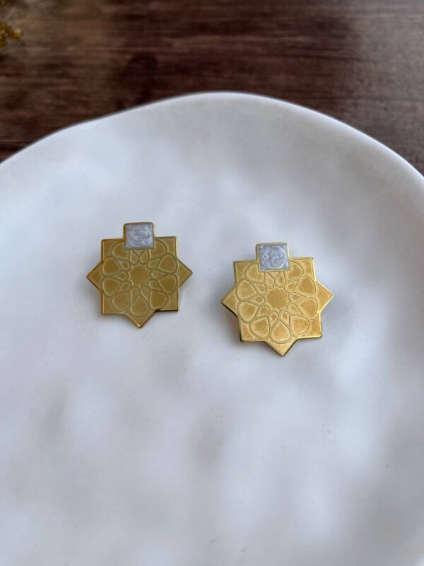 earring 15 - Image 3