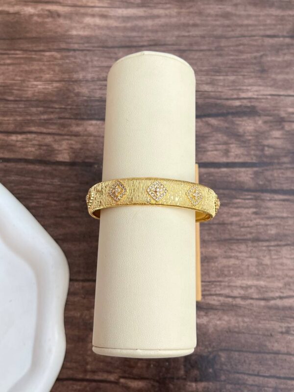 Bangle Gold Plated 25