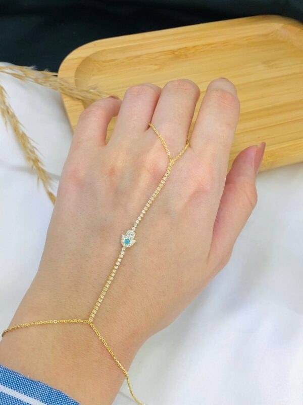 Hand Chain 11