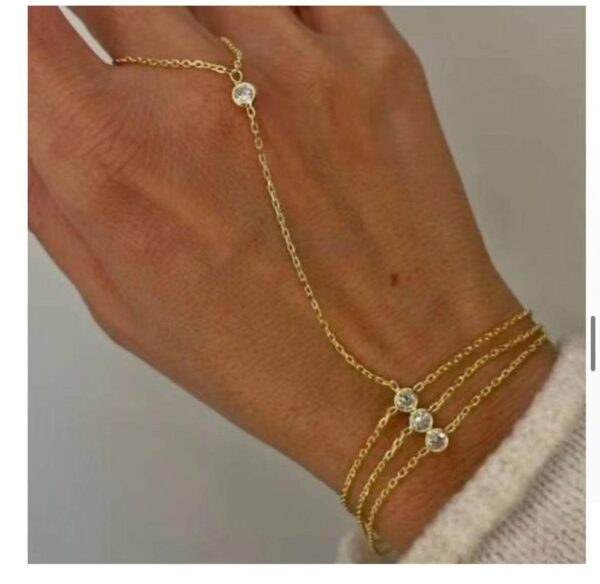 Hand Chain 1